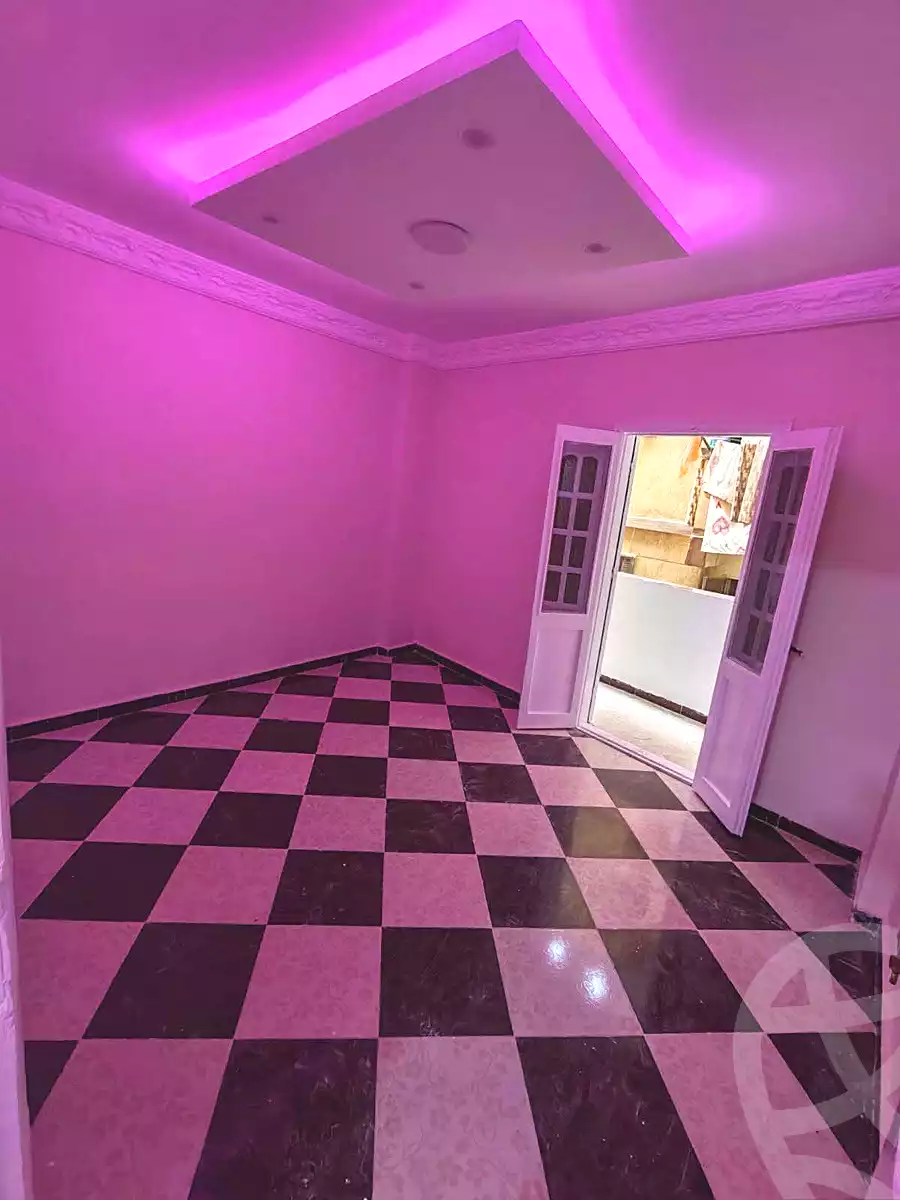 https://aqarmap.com.eg/en/listing/7354880-for-sale-alexandria-al-agamy-el-hanouvel-radwan-st