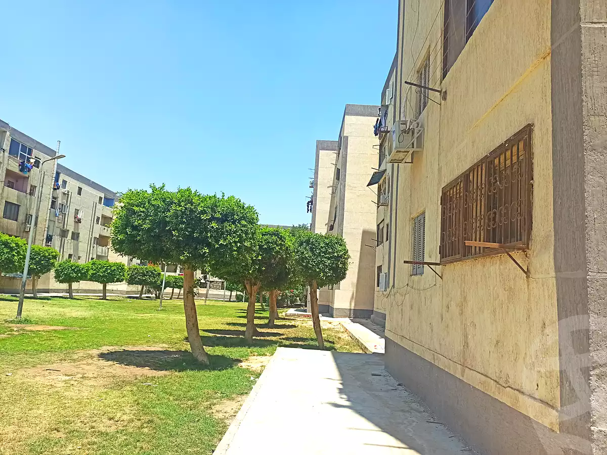 https://aqarmap.com.eg/ar/listing/7354945-for-sale-cairo-el-sheikh-zayed-city-el-hay-elthaleth-shr-27