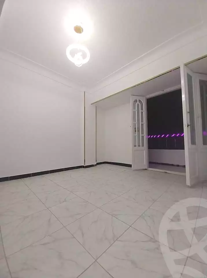 https://aqarmap.com.eg/ar/listing/7355067-for-sale-alexandria-al-agamy-shataa-el-nakheel