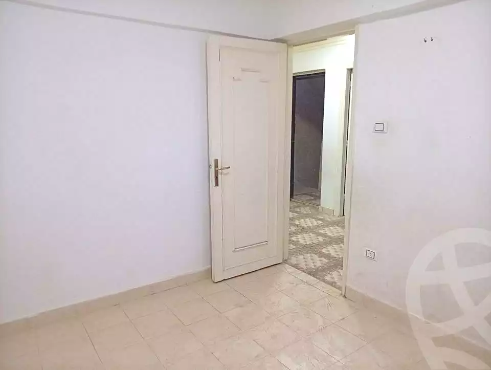 https://aqarmap.com.eg/en/listing/7355104-for-rent-alexandria-al-agamy-el-kilo-21