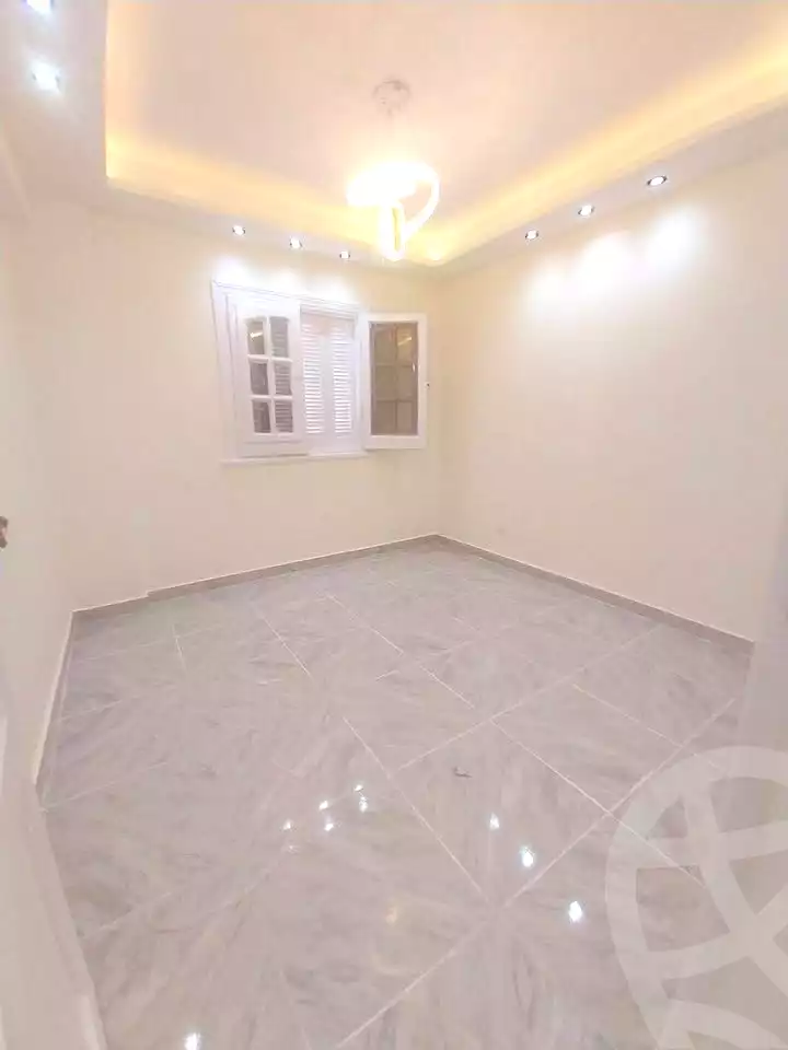 https://aqarmap.com.eg/en/listing/7355109-for-sale-alexandria-al-agamy-shataa-el-nakheel