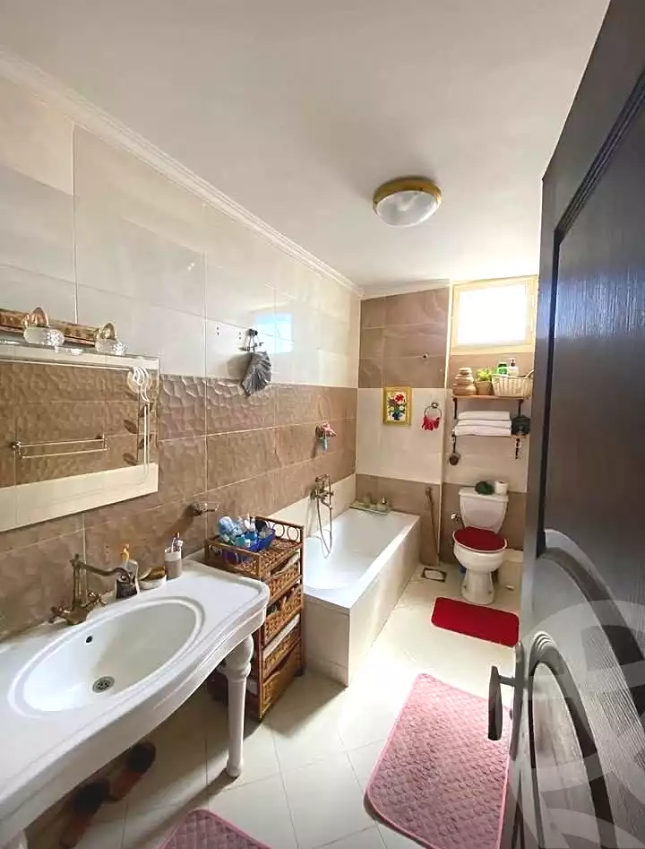 https://aqarmap.com.eg/en/listing/7355307-for-sale-alexandria-al-agamy-lbytsh-bianchiii-el-arbaeen-st