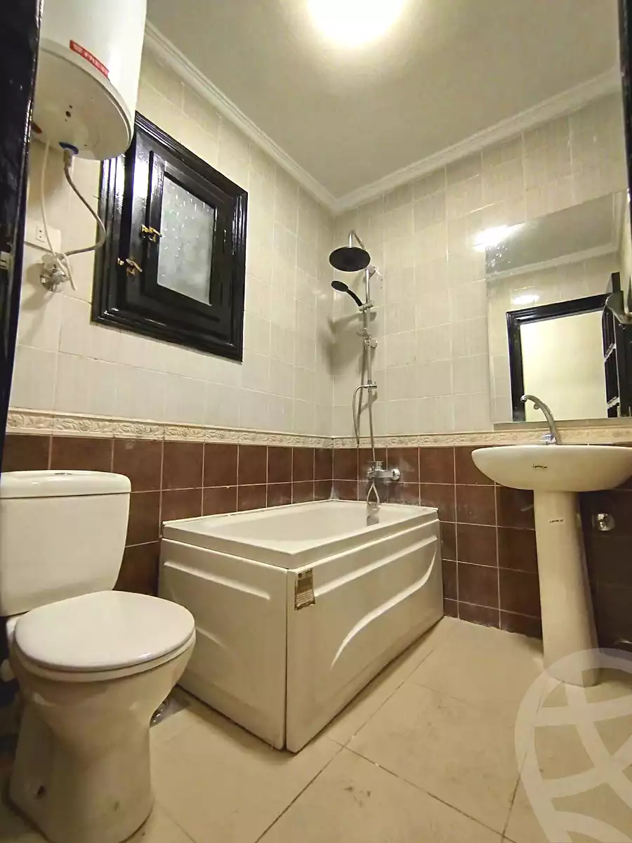 https://aqarmap.com.eg/ar/listing/7355415-for-sale-alexandria-al-agamy-el-kilo-21