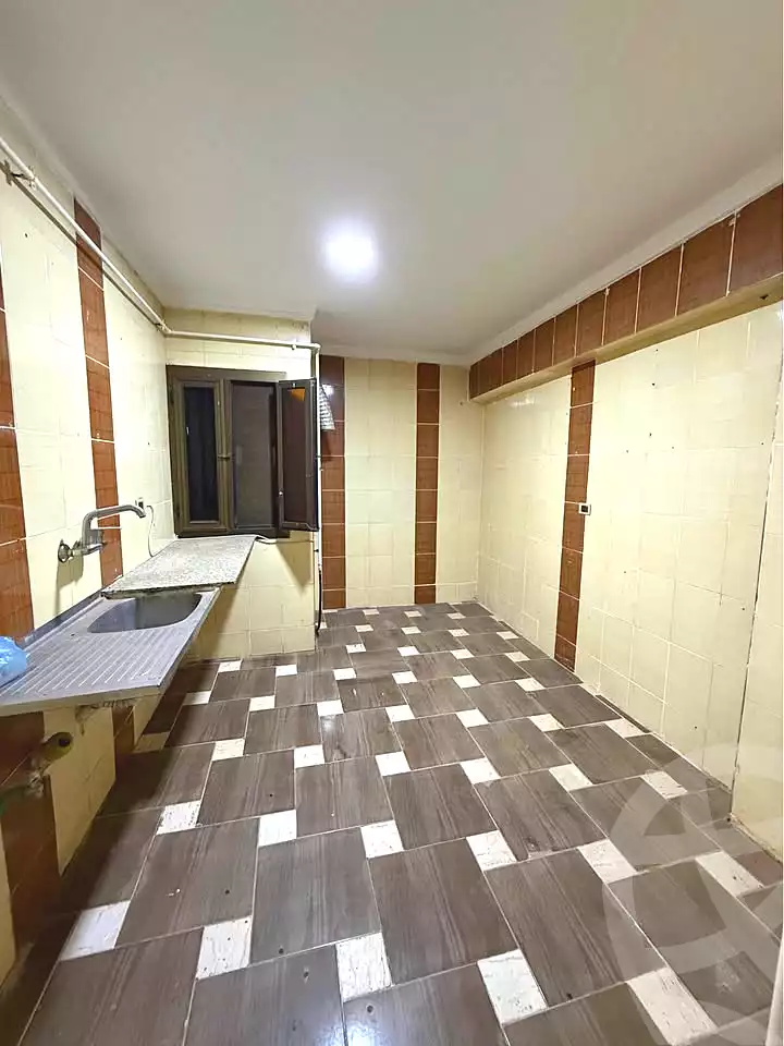 https://aqarmap.com.eg/en/listing/7355611-for-sale-alexandria-el-mandara-alex-el-mandara-bahri-sidi-kamal-st
