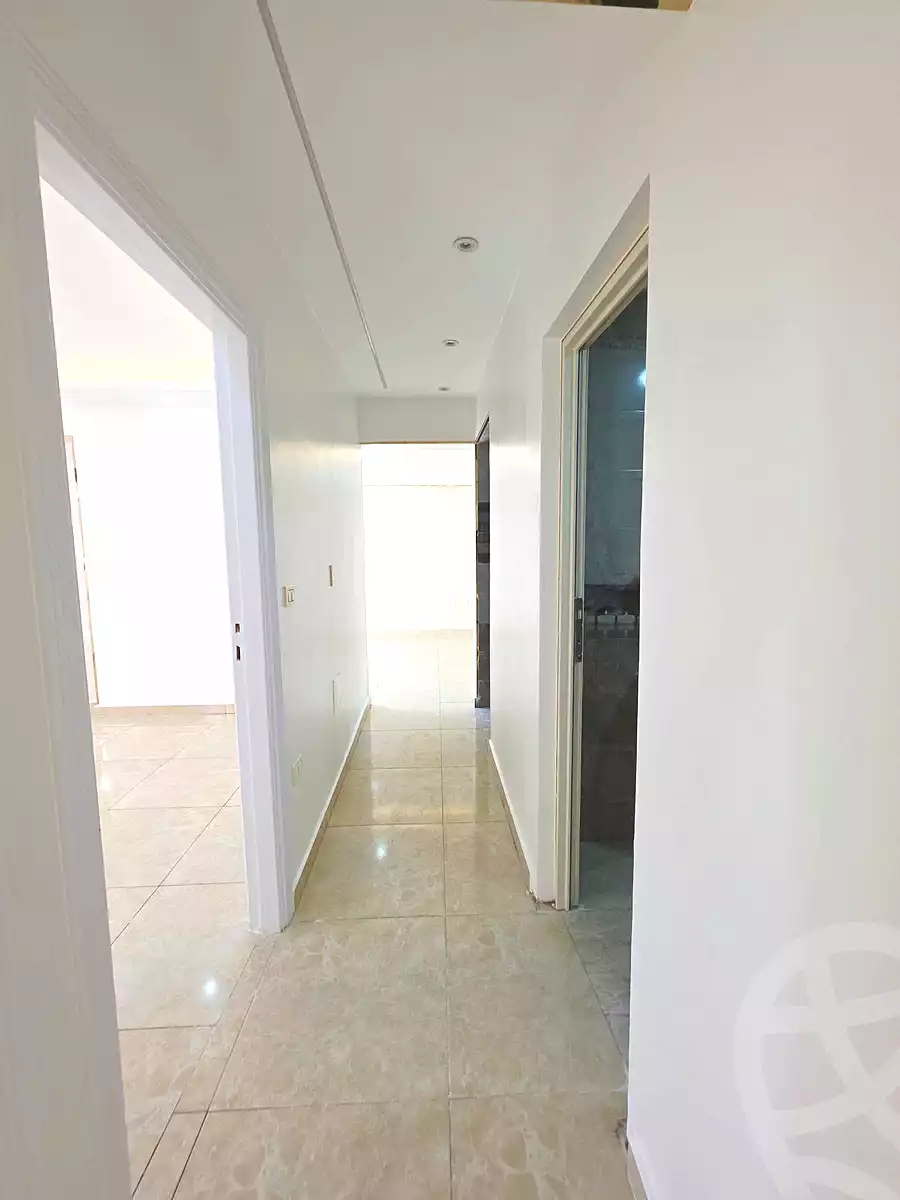 https://aqarmap.com.eg/ar/listing/7355783-for-sale-alexandria-el-asafra-l-sfr-bhry
