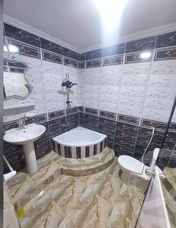 https://aqarmap.com.eg/ar/listing/7355842-for-sale-alexandria-sydy-bshr-sydy-bshr-bhry-shr-mhmwd-l-yswy