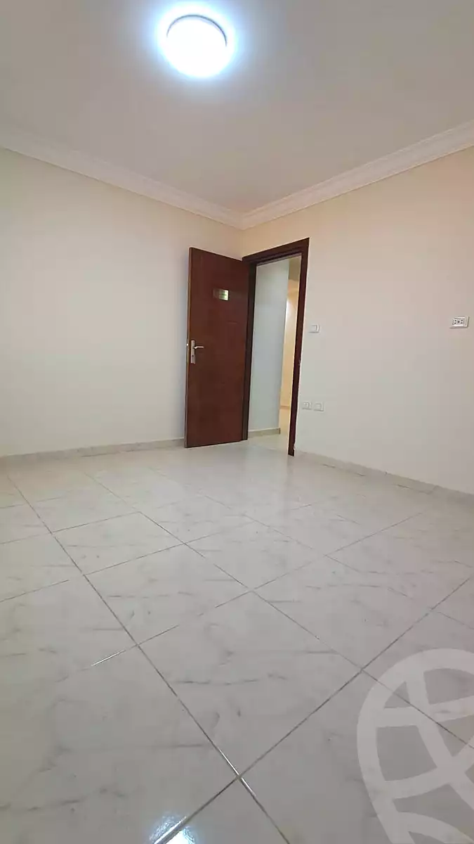 https://aqarmap.com.eg/ar/listing/7356126-for-rent-cairo-el-maadi-zahraa-el-maadi-shr-krfwr-lryysy