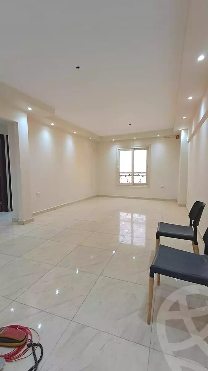 https://aqarmap.com.eg/ar/listing/7356126-for-rent-cairo-el-maadi-zahraa-el-maadi-shr-krfwr-lryysy