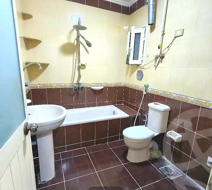https://aqarmap.com.eg/ar/listing/7356517-for-sale-alexandria-lsywf-el-falki-street-16-el-eslah