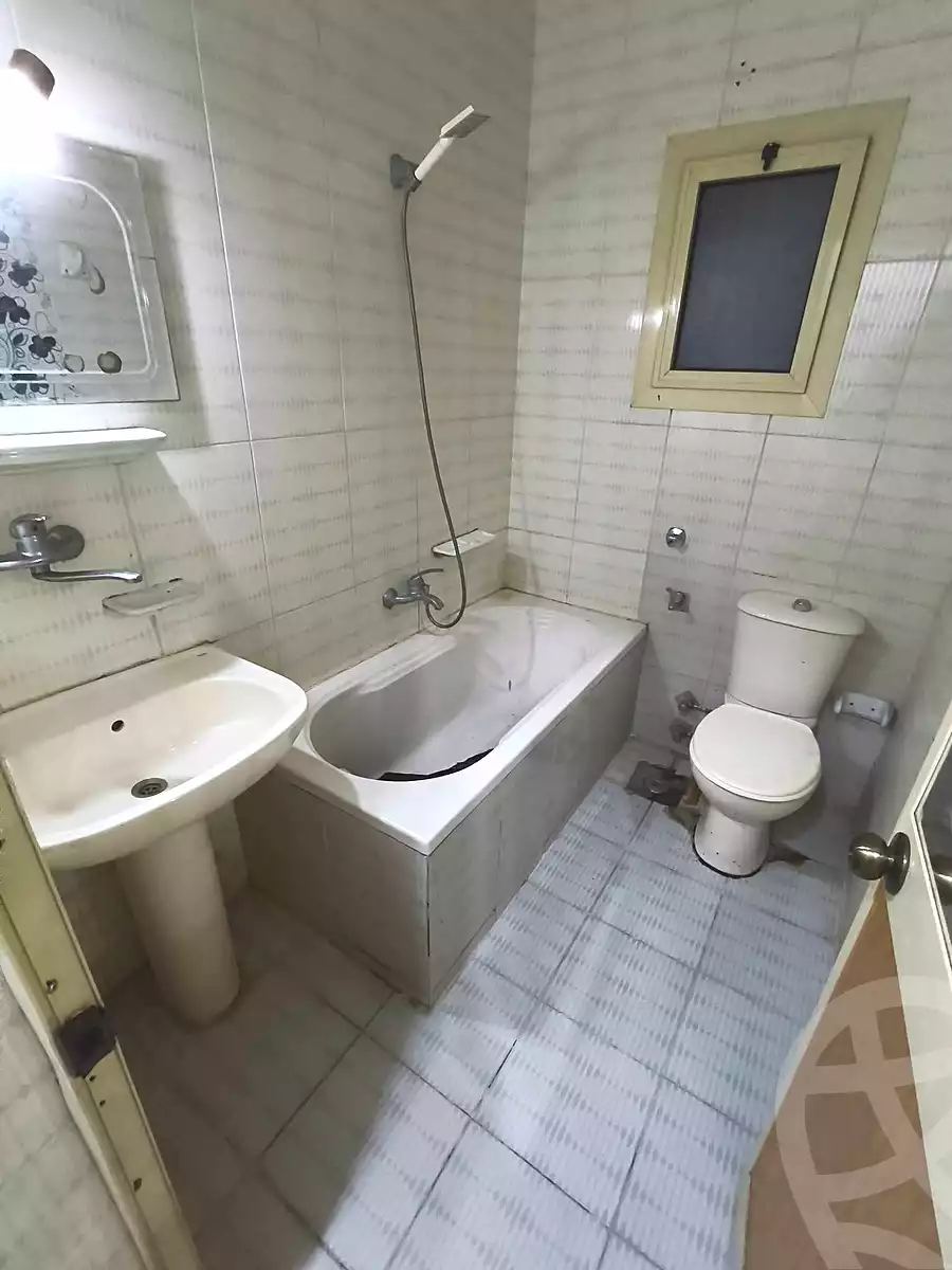 https://aqarmap.com.eg/en/listing/7356558-for-rent-alexandria-sydy-bshr-sydy-bshr-bhry-shr-mhmd-njyb