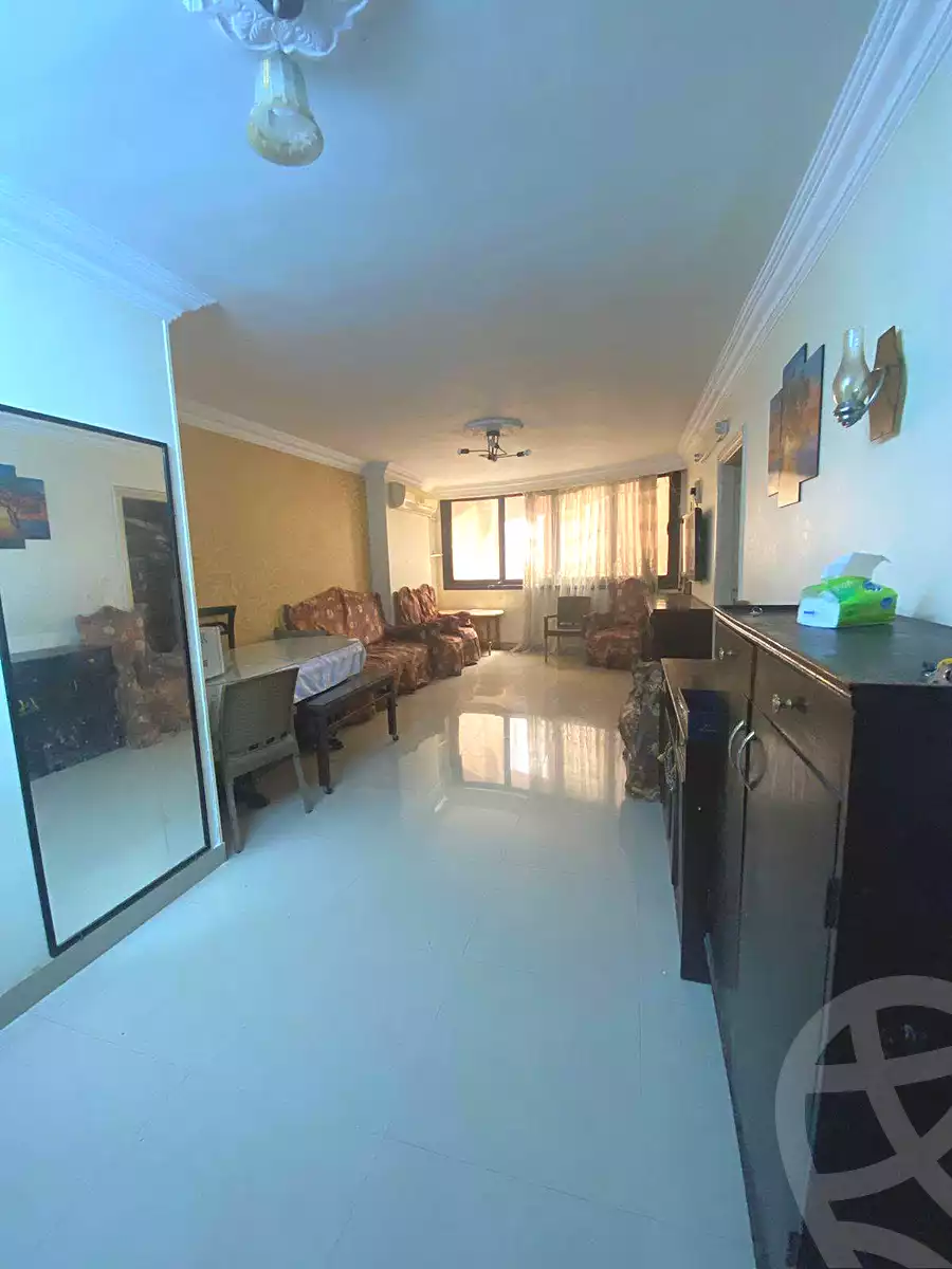 https://aqarmap.com.eg/ar/listing/7356764-for-sale-cairo-helwan-hadayek-helwan-nile-corniche-st