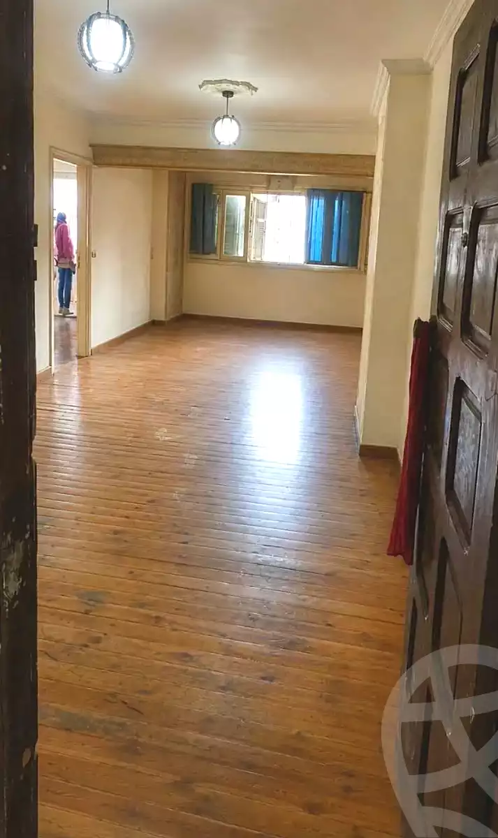 https://aqarmap.com.eg/ar/listing/7356822-for-sale-alexandria-moharram-bey-tryq-qn-lswys