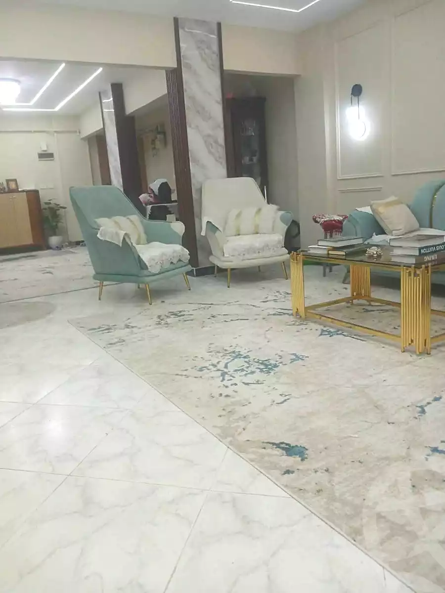 https://aqarmap.com.eg/ar/listing/7357116-for-sale-alexandria-sydy-bshr-sydy-bshr-qbly-hassan-refaat-st