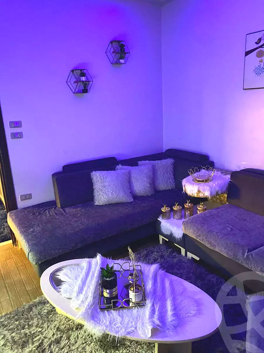 https://aqarmap.com.eg/ar/listing/7357124-for-sale-alexandria-al-agamy-el-hanouvel-radwan-st