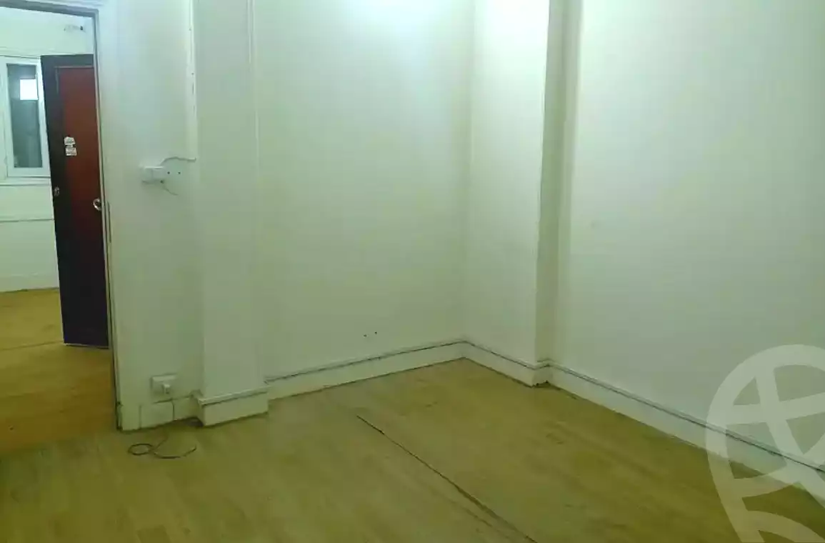 https://aqarmap.com.eg/en/listing/7357238-for-rent-cairo-downtown-abdeen-mohammed-farid-st