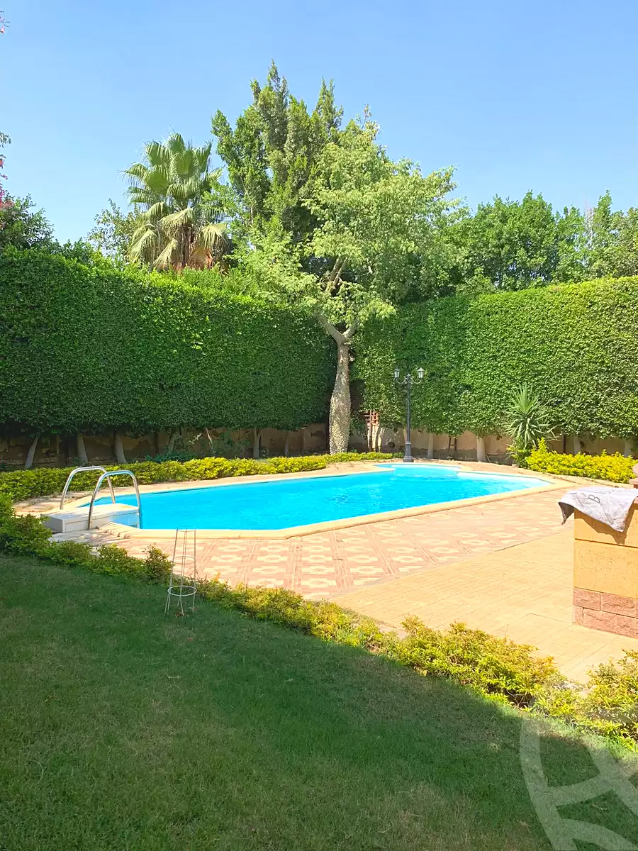 https://aqarmap.com.eg/en/listing/7357247-for-sale-cairo-el-shorouk-compounds-el-shorouk-2000