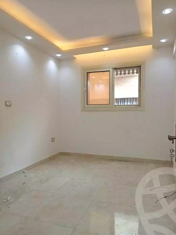 https://aqarmap.com.eg/en/listing/7357584-for-sale-alexandria-el-asafra-l-sfr-bhry