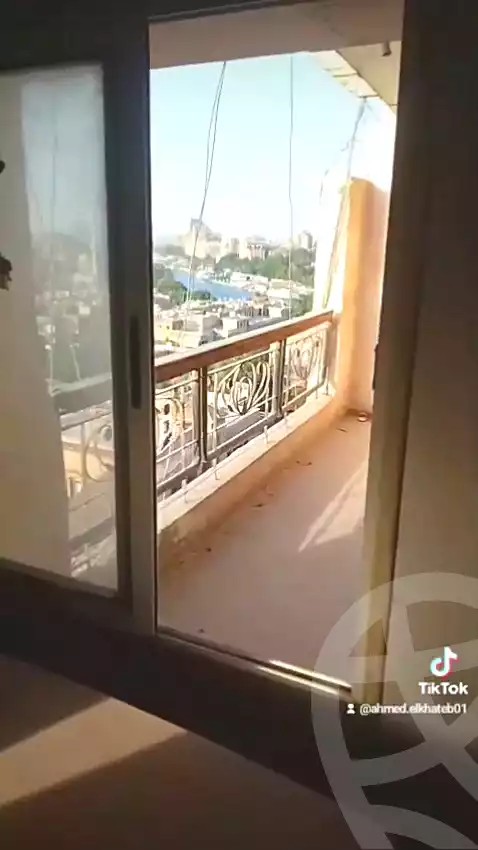 https://aqarmap.com.eg/en/listing/7358303-for-sale-cairo-el-agouza-salem-salem-st