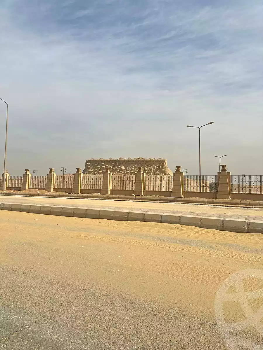 https://aqarmap.com.eg/en/listing/7358441-for-sale-cairo-6th-of-october-hadaeq-october-golden-square