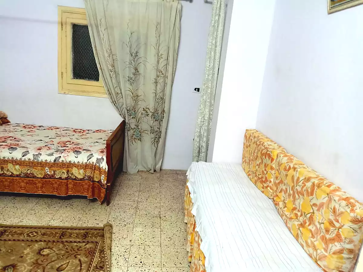 https://aqarmap.com.eg/ar/listing/7358747-for-sale-cairo-ain-shams-ain-shams-el-sharkia-el-eshrein-stt
