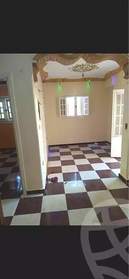 https://aqarmap.com.eg/ar/listing/7359006-for-sale-alexandria-el-asafra-shr-45