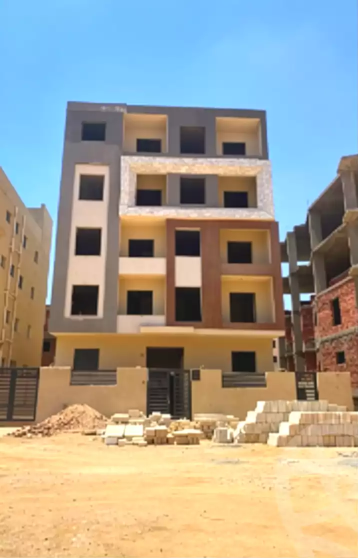 https://aqarmap.com.eg/ar/listing/7359054-for-sale-cairo-badr-city-hai-el-ashgar-featured-neighborhood