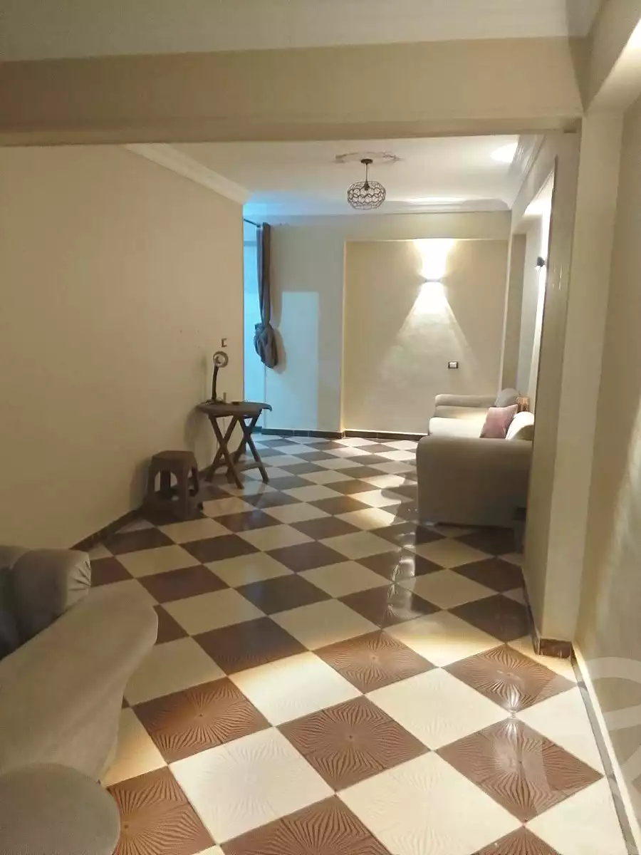https://aqarmap.com.eg/ar/listing/7359858-for-rent-cairo-helwan-helwan-el-sharkeya-ryad-pasha-st
