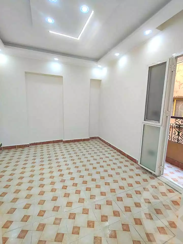https://aqarmap.com.eg/ar/listing/7359888-for-sale-alexandria-el-asafra-l-sfr-bhry