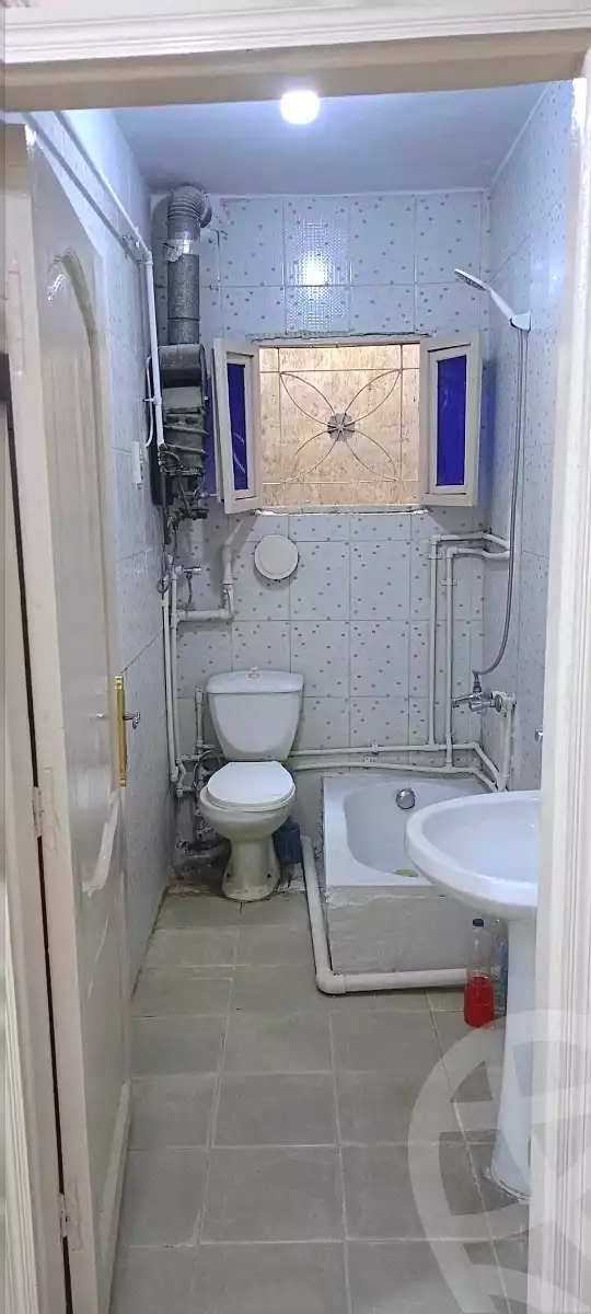 https://aqarmap.com.eg/ar/listing/7359993-for-sale-cairo-faisal-kafr-tohormos-queen-nazli-st