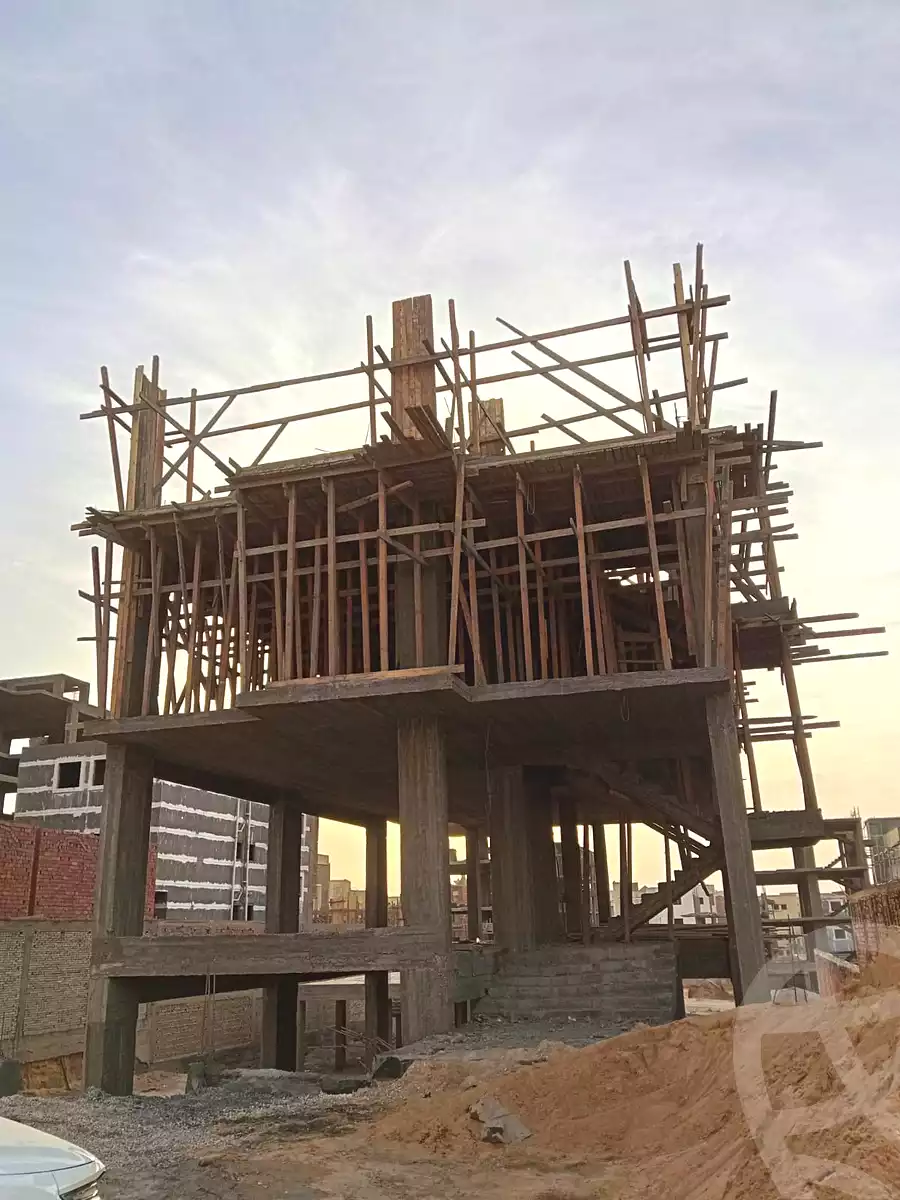 https://aqarmap.com.eg/ar/listing/7360364-for-sale-cairo-6th-of-october-hadaeq-october-golden-square