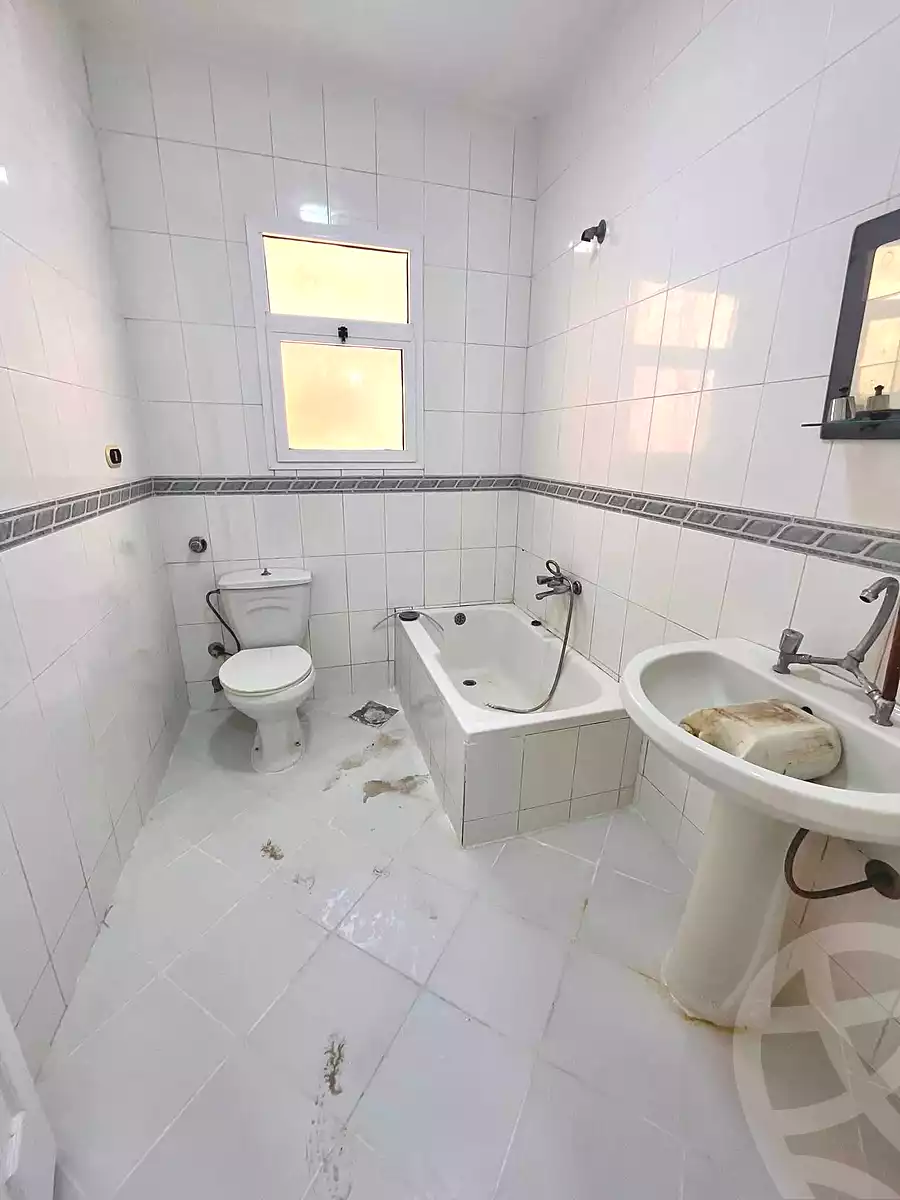 https://aqarmap.com.eg/en/listing/7360559-for-sale-alexandria-al-agamy-shataa-el-nakheel