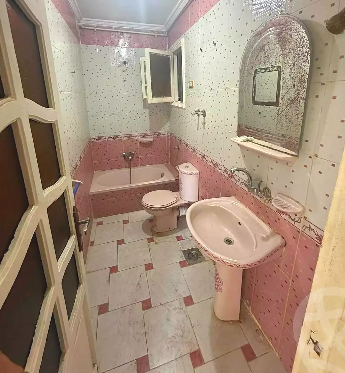 https://aqarmap.com.eg/en/listing/7360883-for-sale-alexandria-lsywf-el-falki