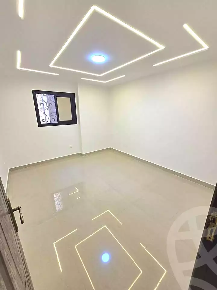 https://aqarmap.com.eg/ar/listing/7361251-for-sale-alexandria-el-asafra-shr-45