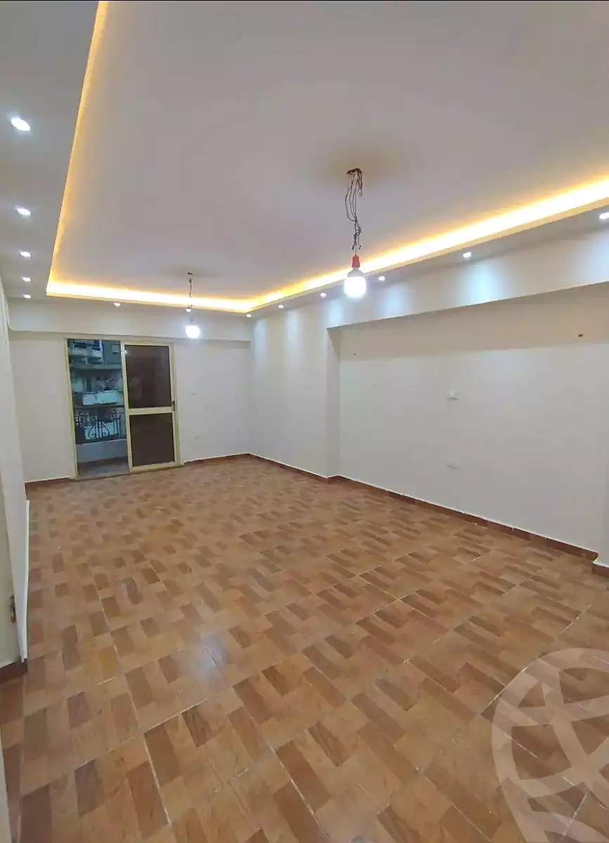 https://aqarmap.com.eg/ar/listing/7361327-for-sale-alexandria-sydy-bshr-sydy-bshr-bhry-gamal-abd-el-nasir-st