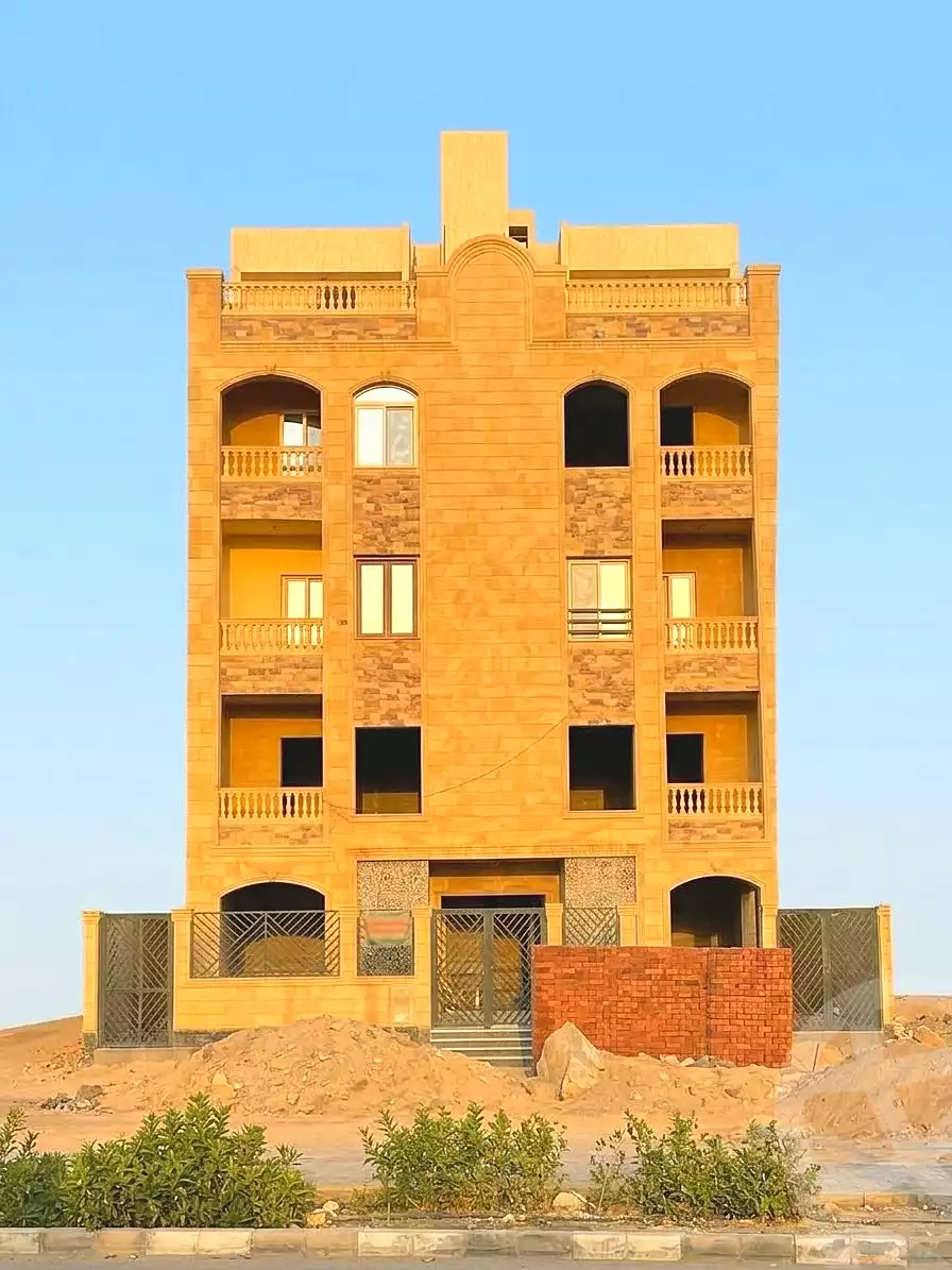 https://aqarmap.com.eg/en/listing/7361578-for-sale-cairo-6th-of-october-hadaeq-october-golden-square