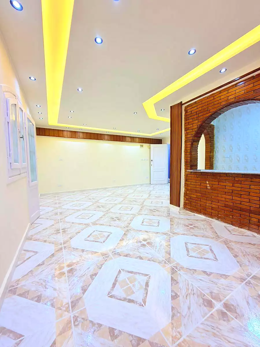https://aqarmap.com.eg/ar/listing/7361852-for-sale-alexandria-al-agamy-shataa-el-nakheel