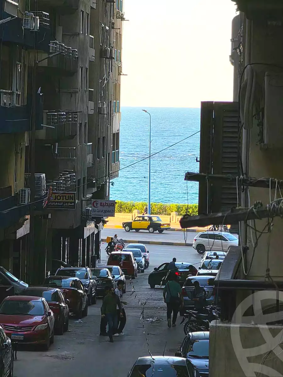 https://aqarmap.com.eg/ar/listing/7361982-for-sale-alexandria-el-mandara-shr-jml-bd-lnsr