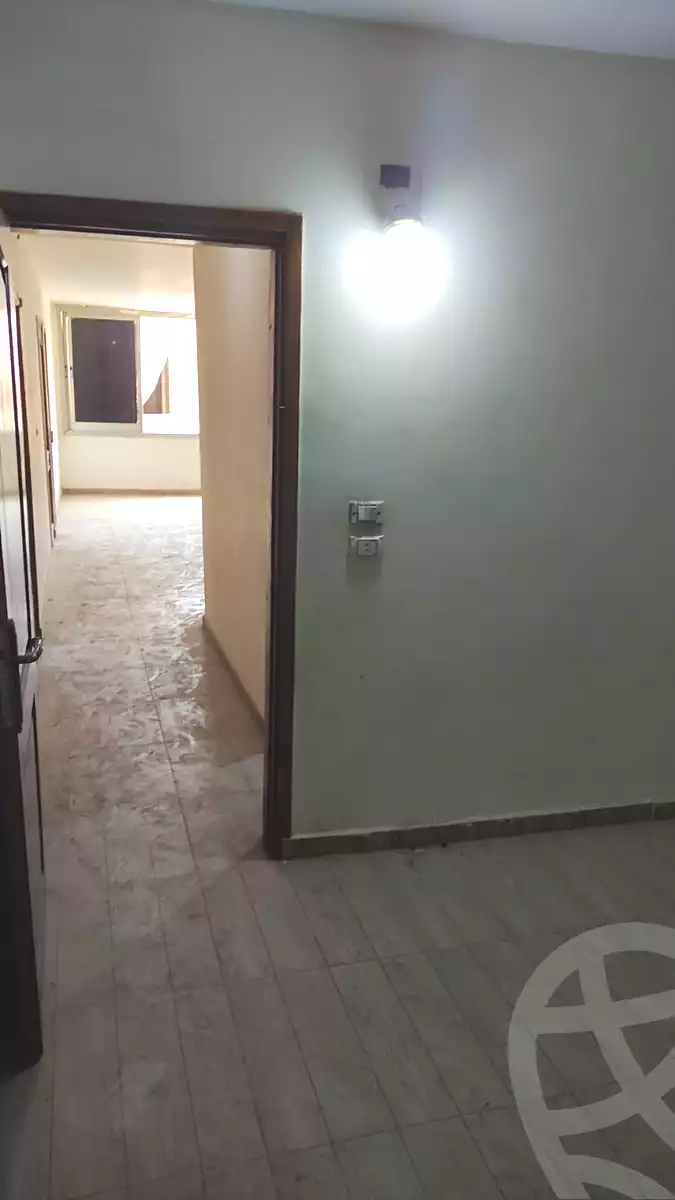 https://aqarmap.com.eg/ar/listing/7362018-for-sale-cairo-helwan-hadayek-helwan-nile-corniche-st