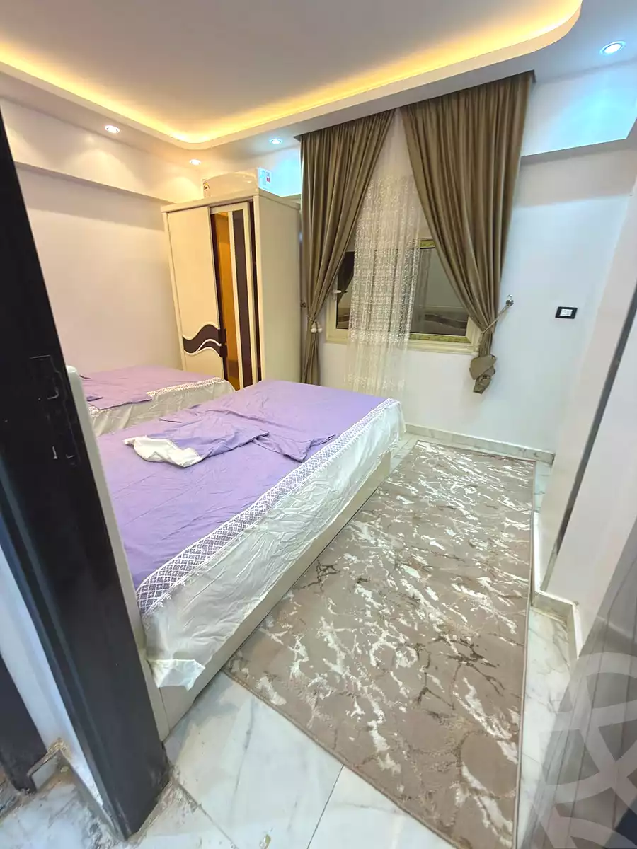 https://aqarmap.com.eg/ar/listing/7362160-for-rent-cairo-6th-of-october-el-ahyaa-neighborhood-1st-rich-bake-st