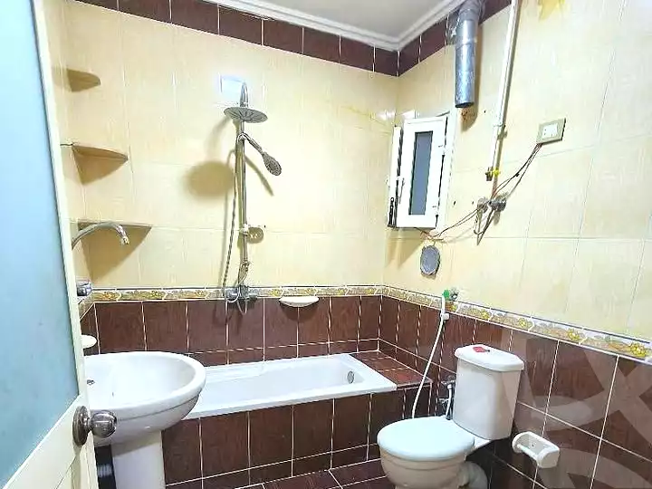 https://aqarmap.com.eg/ar/listing/7362335-for-sale-alexandria-lsywf-el-falki