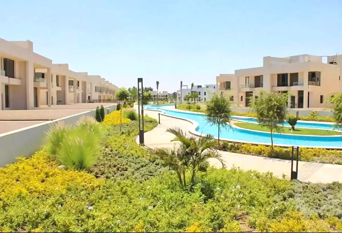 https://aqarmap.com.eg/ar/listing/7362208-for-sale-cairo-el-sheikh-zayed-city-lshykh-zyd-ljdyd-lake-west-4-compound-cairo-capital