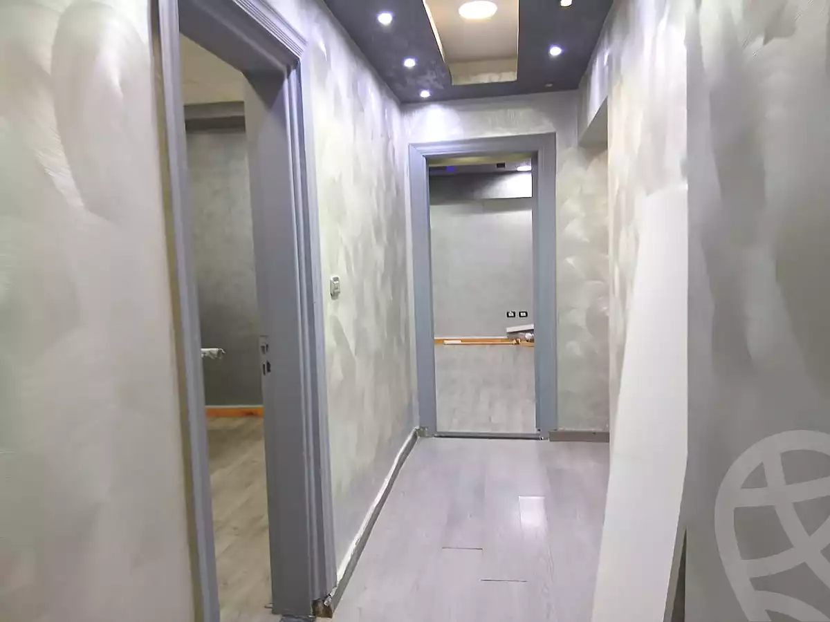 https://aqarmap.com.eg/ar/listing/7362802-for-rent-cairo-el-maadi-zahraa-el-maadi-shr-krfwr-lryysy