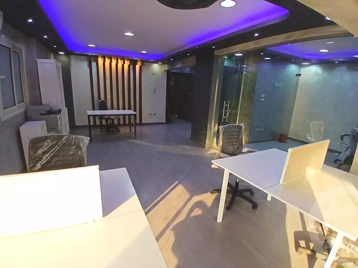 https://aqarmap.com.eg/ar/listing/7362802-for-rent-cairo-el-maadi-zahraa-el-maadi-shr-krfwr-lryysy