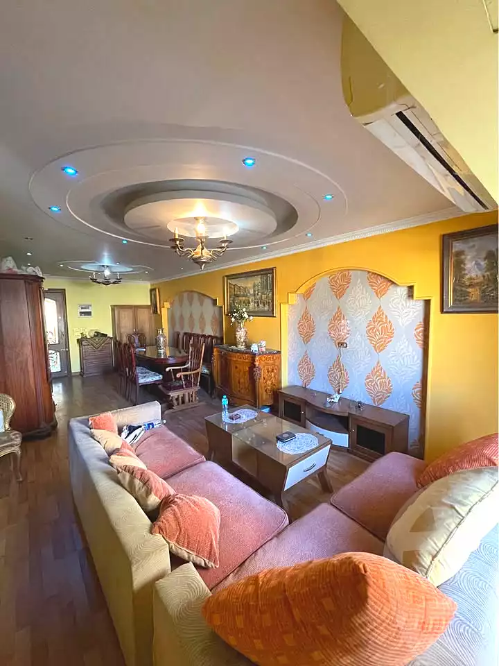 https://aqarmap.com.eg/en/listing/7362985-for-sale-alexandria-camp-cesar-port-said-street