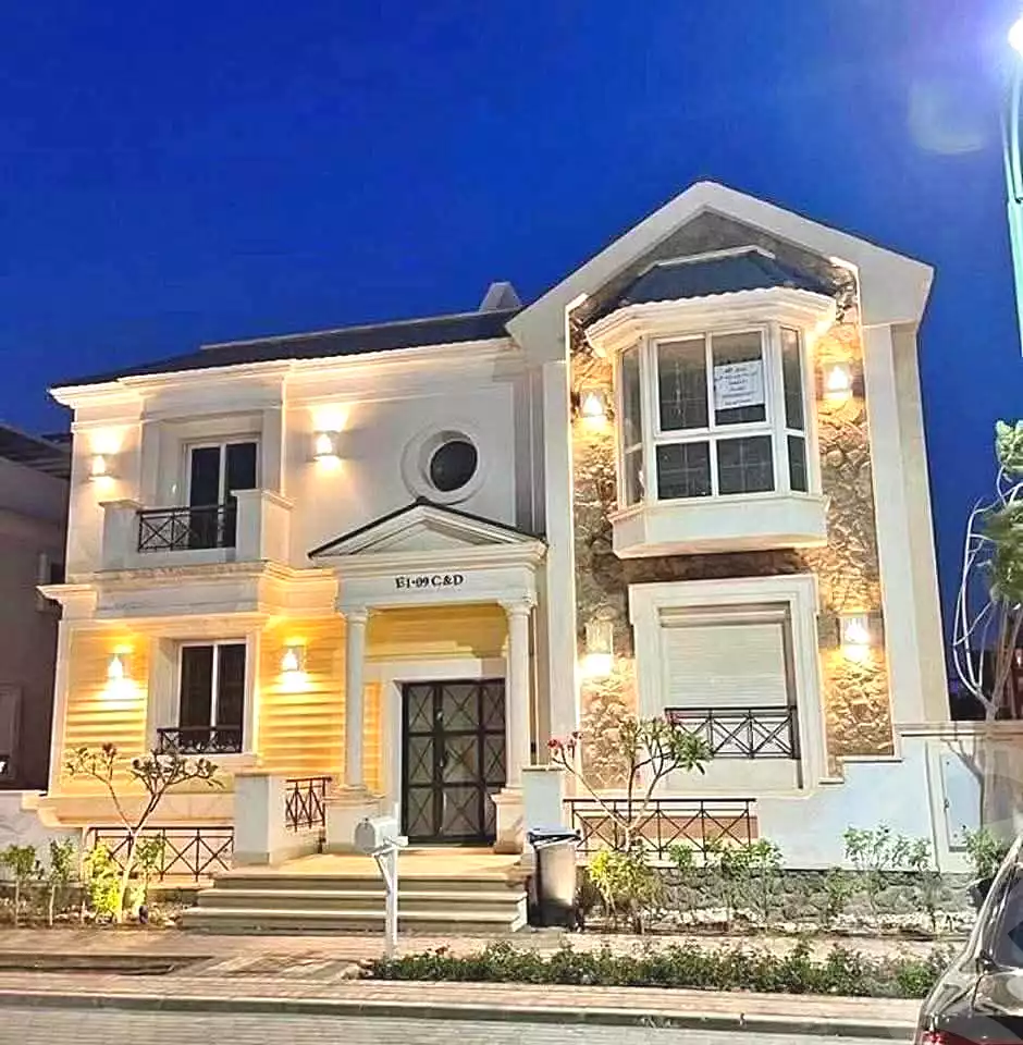 https://aqarmap.com.eg/en/listing/7363182-for-sale-cairo-new-cairo-compounds-mountain-view1-1-compound