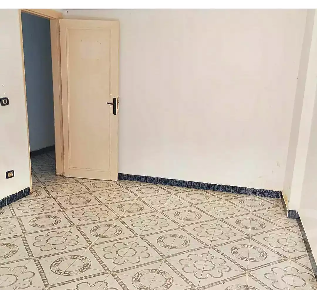 https://aqarmap.com.eg/en/listing/7363470-for-rent-alexandria-miami-iskandar-ibrahim-st