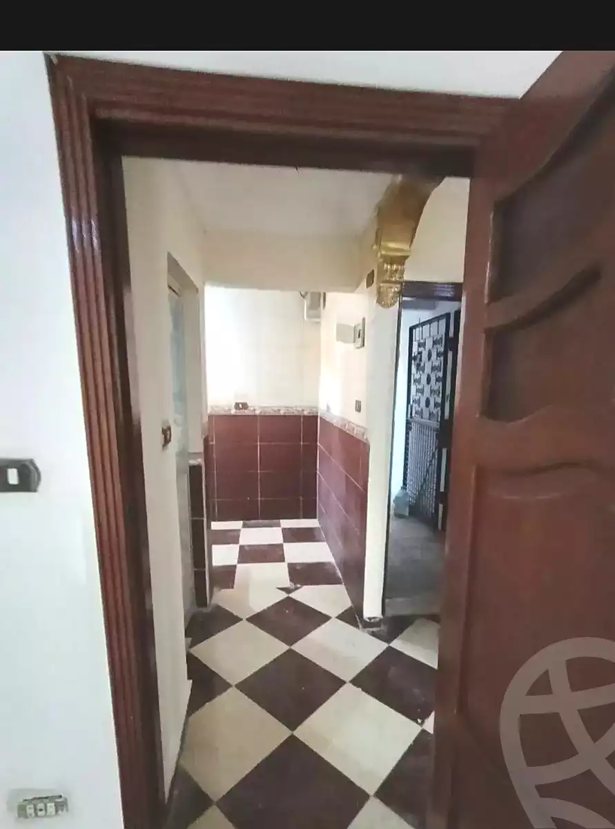 https://aqarmap.com.eg/en/listing/7363800-for-sale-alexandria-lsywf-el-falki