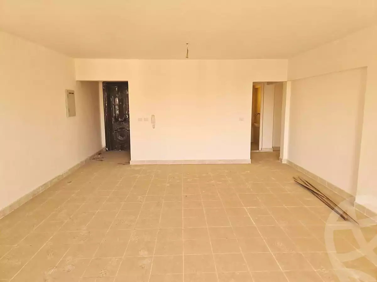 https://aqarmap.com.eg/ar/listing/7364997-for-sale-cairo-new-cairo-lrhb-city-phase-8