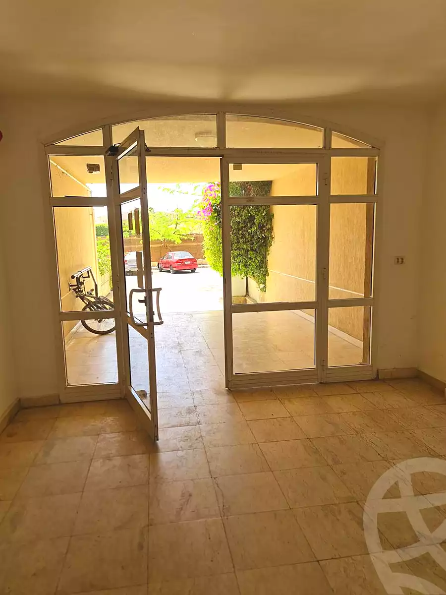 https://aqarmap.com.eg/ar/listing/7364997-for-sale-cairo-new-cairo-lrhb-city-phase-8