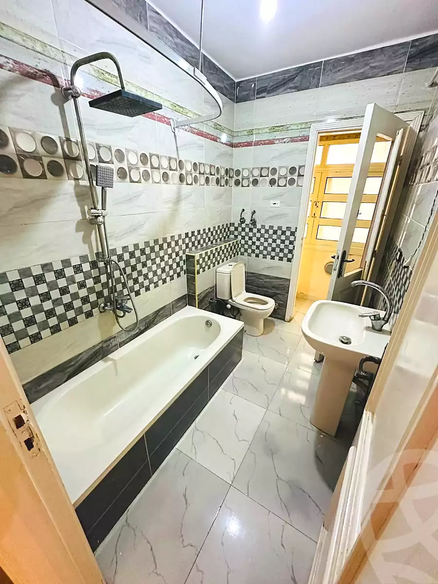 https://aqarmap.com.eg/ar/listing/7365064-for-rent-cairo-el-haram-shareaa-naser-el-thawrah